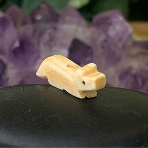 Hand Carved Bone Wolf Bead Native American Style Miniature Fetish Animal VTG 1.4